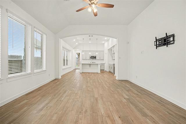 Foto del edificio - 13024 Sapphire Lake Ln