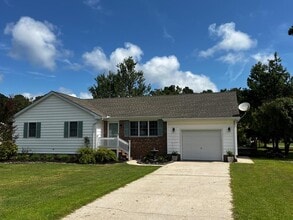 Building Photo - 7267 Olga Dr