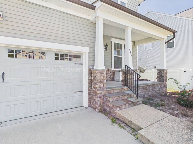 Photo - 205 Cheeseman Rd House
