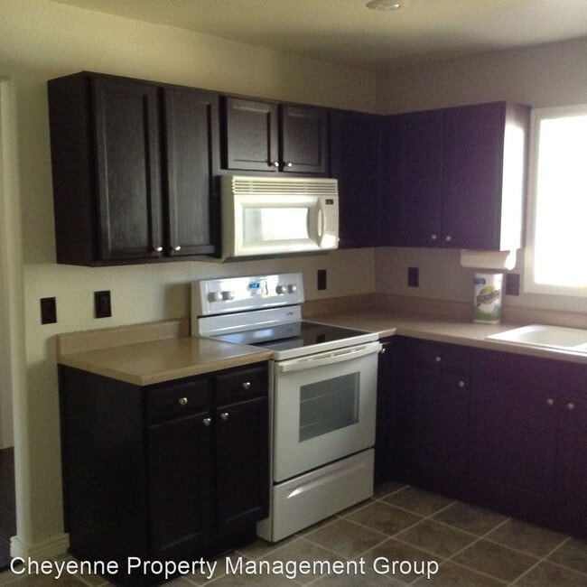 Foto del edificio - 3 br, 2 bath House - 622 West. 24th Street