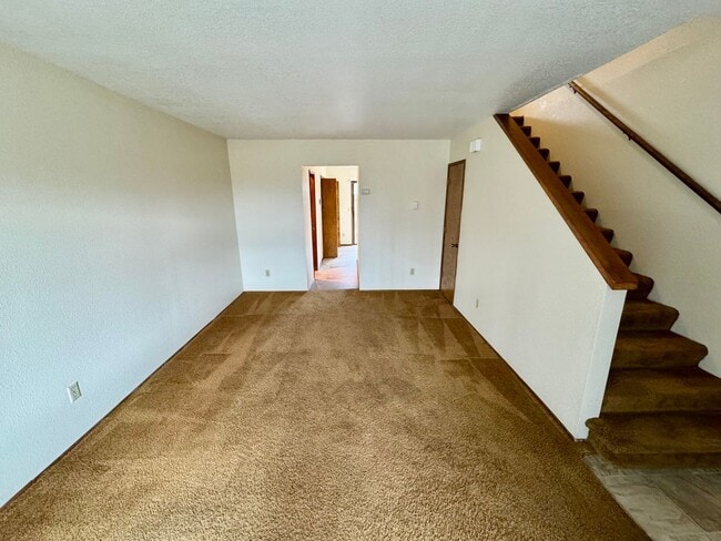 Building Photo - 1127-1129 Applegate Street