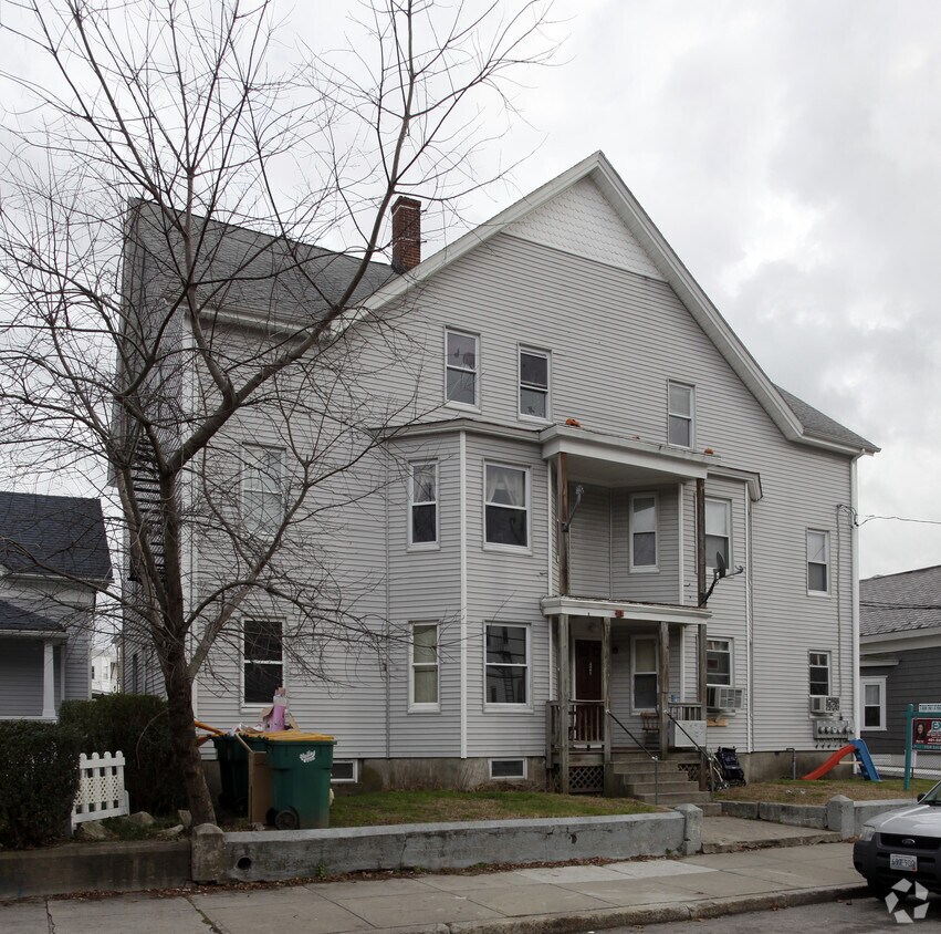 Foto del edificio - 241 Rathbun St