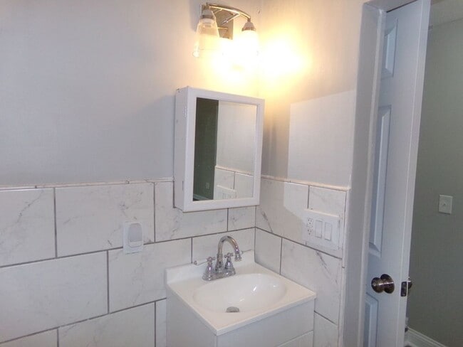 Foto del edificio - Stunning 4-bedroom, 2-bathroom home in Elizabethtown, KY!