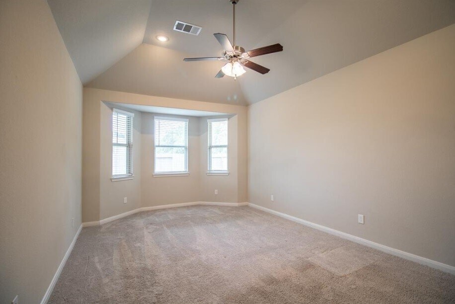 Foto del edificio - 21449 Kings Guild Ln
