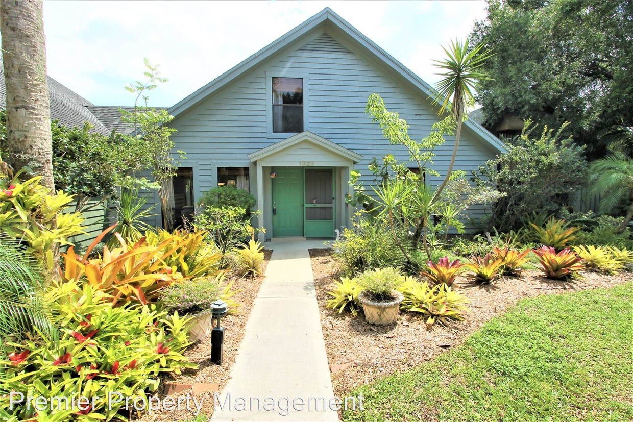 Primary Photo - 2 br, 2 bath House - 1323 Solana Road