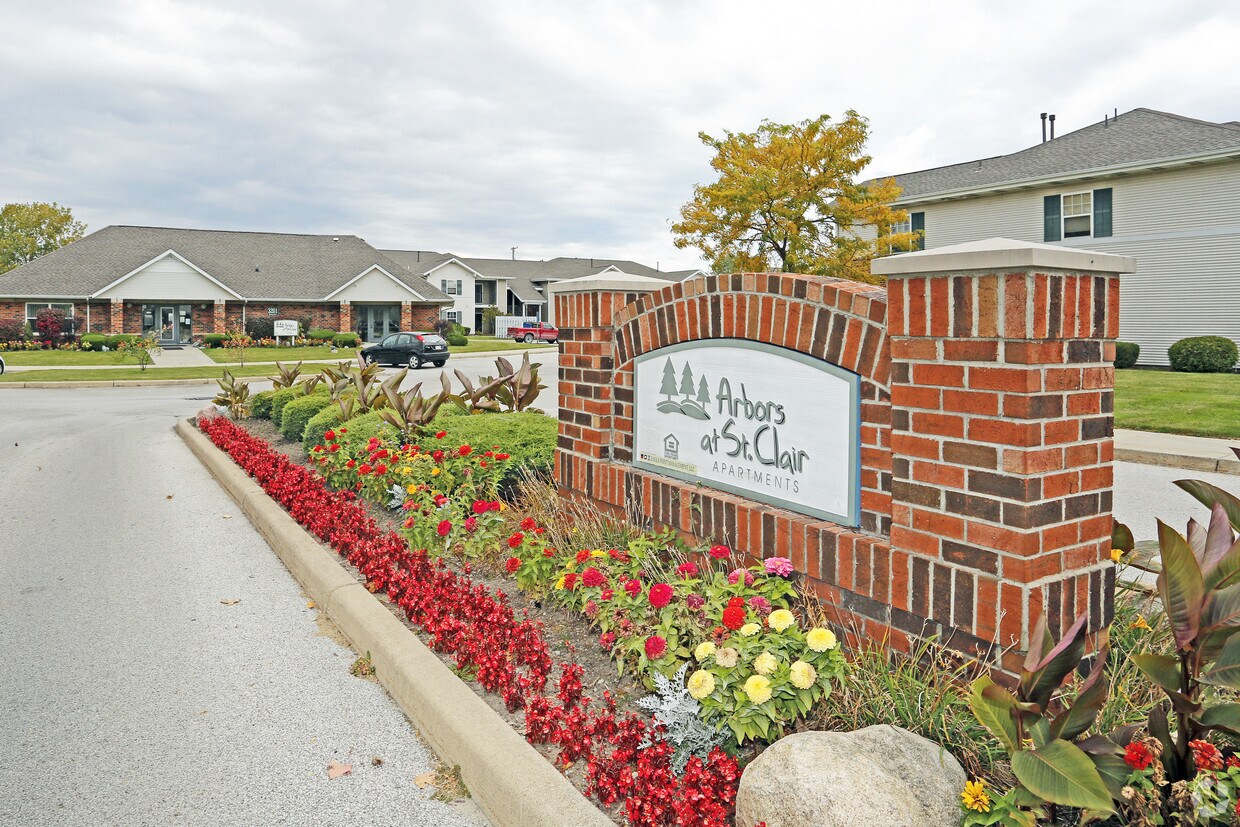 Arbors at St. Clair Apartments in Port Huron, MI