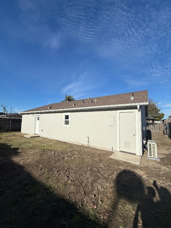 Building Photo - 1431 1st Ave