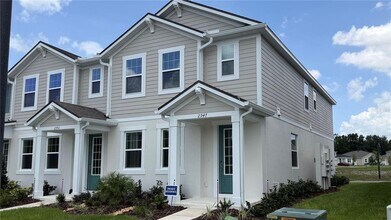 Building Photo - 2947 Camellia Flower St