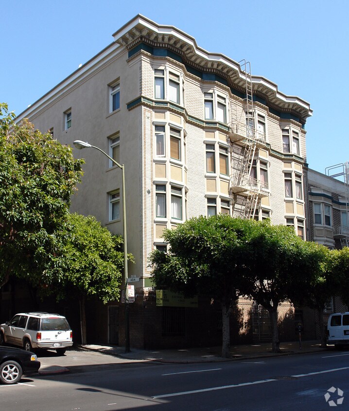 Primary Photo - Ada Court Apartments