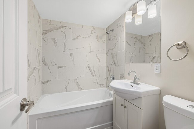 Building Photo - 85 Park