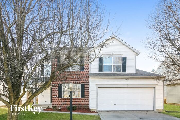 Foto principal - 6638 Crestwell Ln