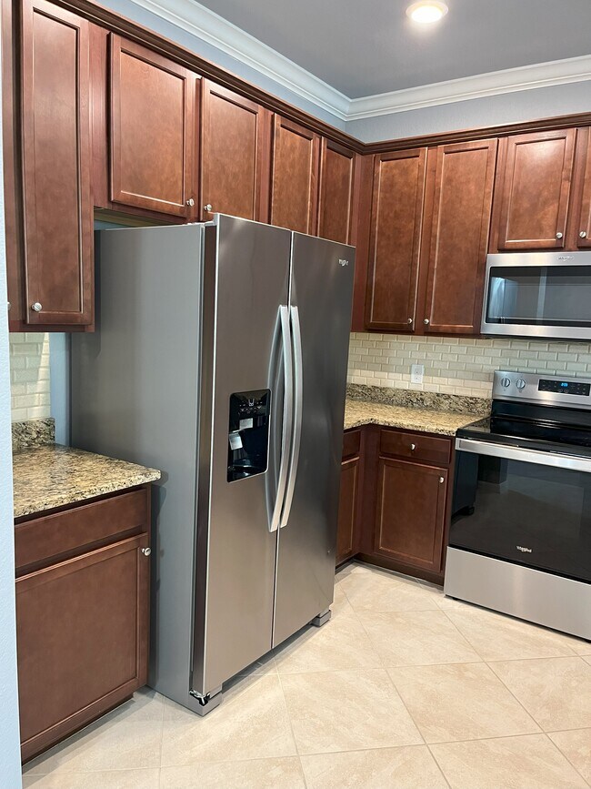 Building Photo - 14711 Summer Rose Way