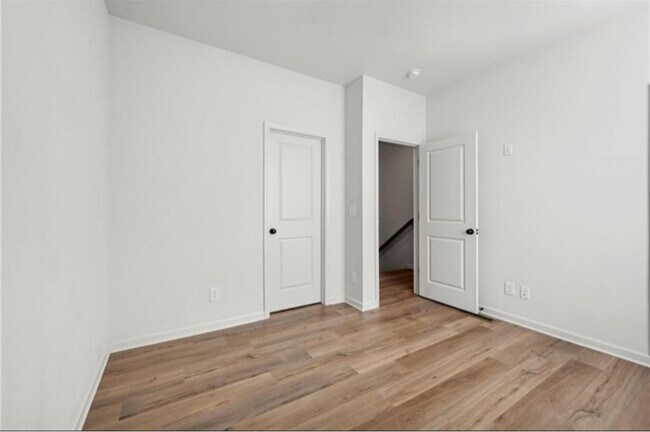 Foto del edificio - 720 Perch Pl