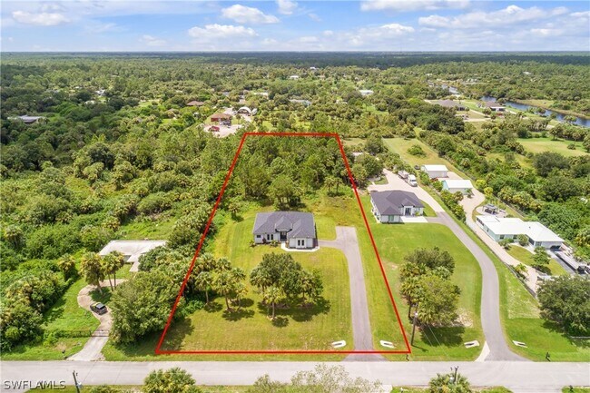 Foto del edificio - 791 14th St NE