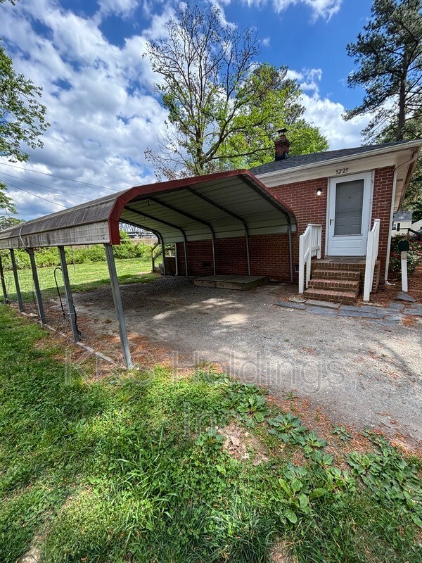 Foto del edificio - 5225 Collindale Rd