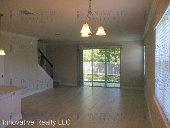 Building Photo - 3 br, 2.5 bath House - 7640 Aloma Pines Ct.