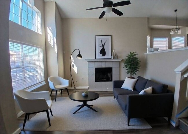 Building Photo - 3012 Tierra Salada Dr
