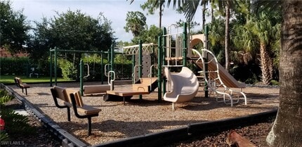 Building Photo - 7745 Woodbrook Cir