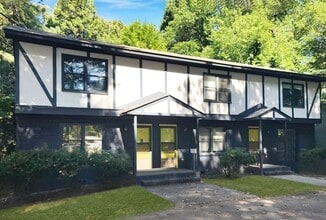 Building Photo - 1228 Gorman St