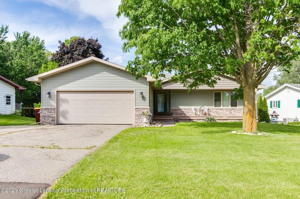 1250 S Geneva Dr, DeWitt, MI 48820 House Rental in DeWitt, MI