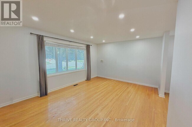 Photo du bâtiment - 1449 Glenora Dr