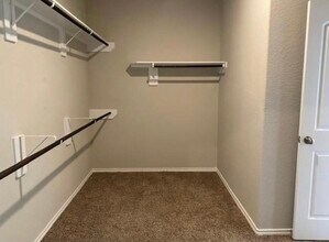 Building Photo - 22115 Dove Valley Ln