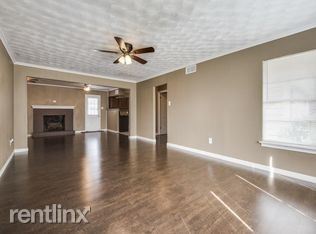 Building Photo - 3 br, 2 bath House - 933 Channing Cir