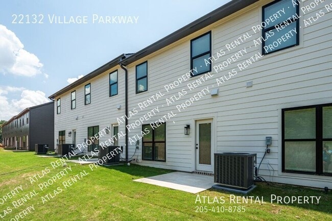 Foto del edificio - 22132 Village Pkwy