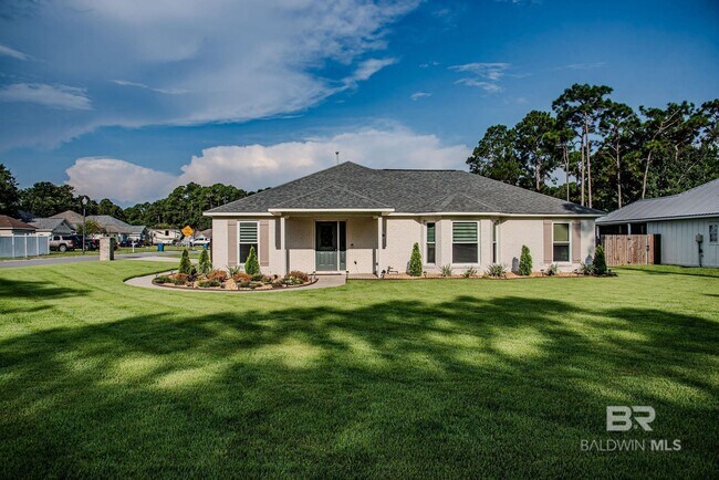 Foto del edificio - 24710 Gulf Bay Rd