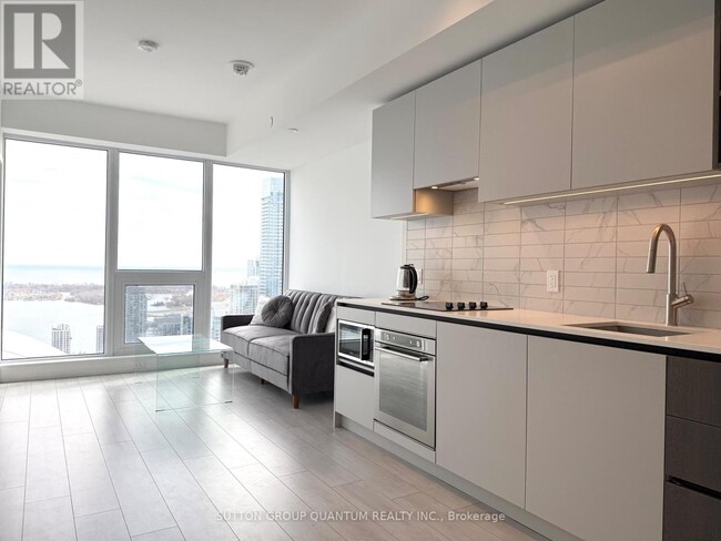 Photo du bâtiment - 55-4855 Mercer St