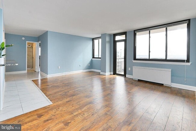 Building Photo - 801 N Pitt St