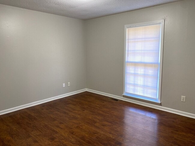 Foto del edificio - 36 Trailwood Dr