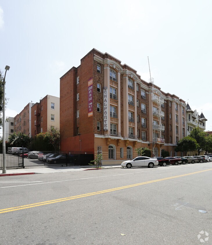 NRM La Chalfonte Apartments in Los Angeles, CA