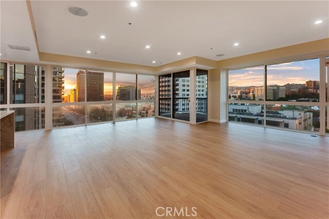 Building Photo - 10750 Wilshire Blvd