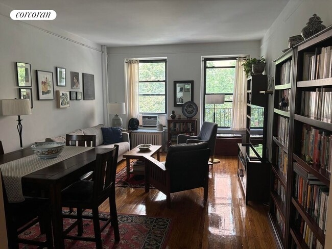 Foto del edificio - 26 W 97th St