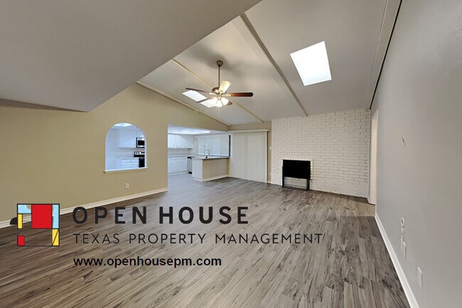 Foto del edificio - 1847 Tree Line Dr, Carrollton