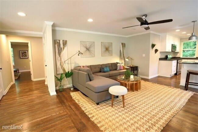 Foto del edificio - 3 br, 2 bath House - 866 Brookdale Dr