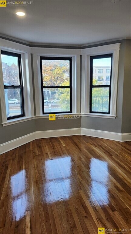 Building Photo - 1258 Commonwealth