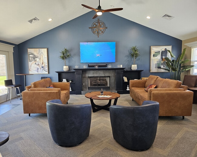 Building Photo - Compass Pointe Apartments