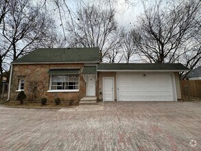 Building Photo - 1113 N Fremont Ave