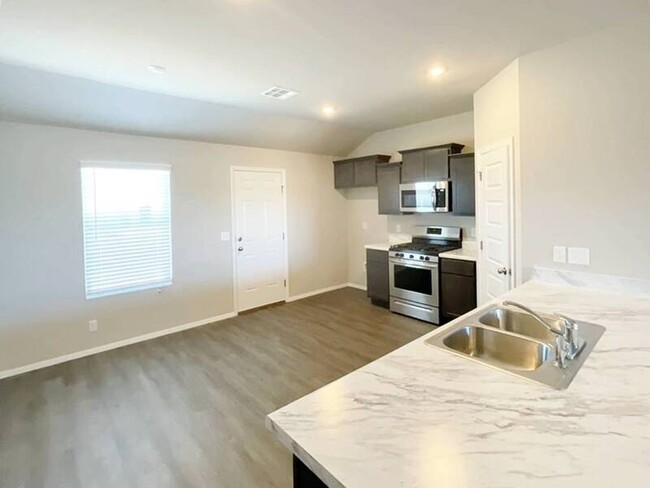 Foto del edificio - 16233 South 86th Ave E