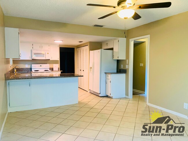 Foto del edificio - 136 Pine Cone Trail