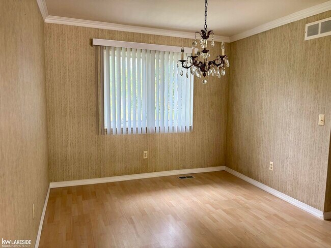 Foto del edificio - 3550 Kings Point Dr