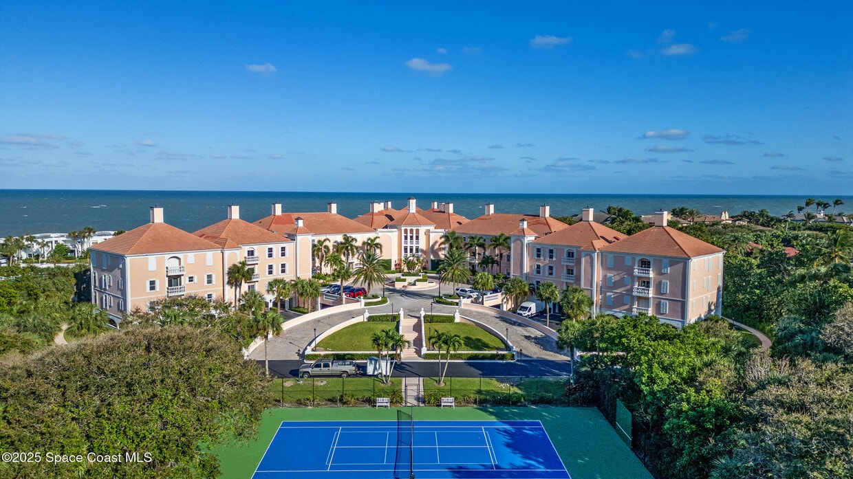 Primary Photo - 5680 Jimmy Buffett Mem Hwy