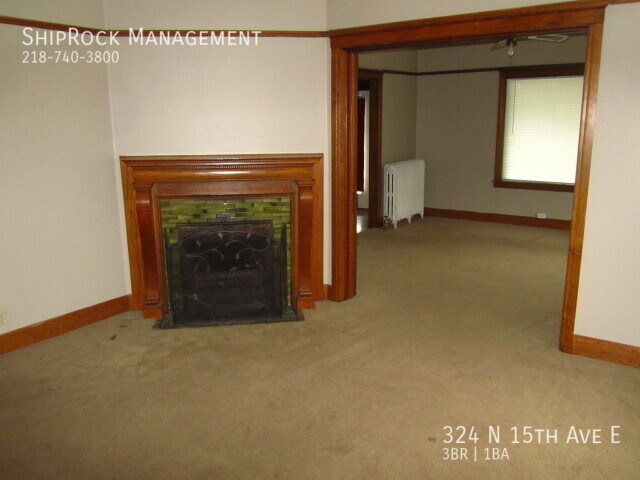 Building Photo - 324 N 15th Ave E