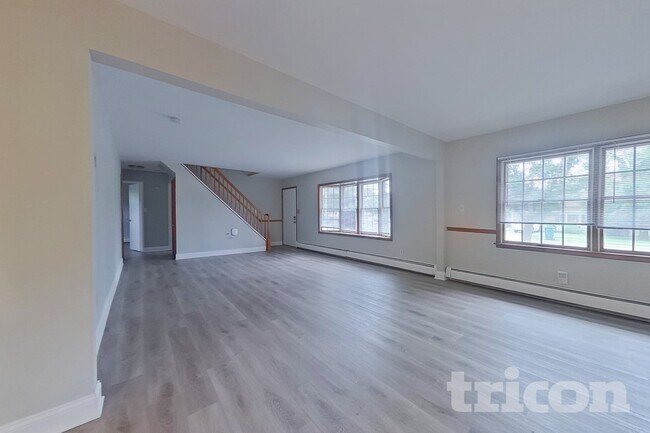 Foto del edificio - 26 Village Ln