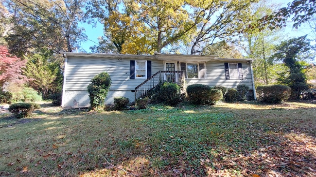 Photo - 6011 Blackhawk Ct SE House