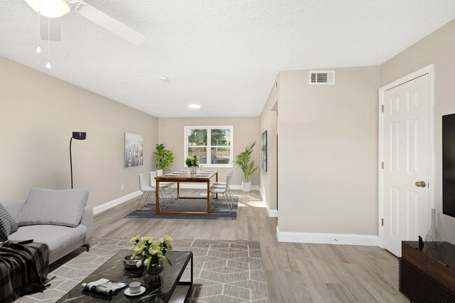 Building Photo - Bright 3-Bedroom, 1-Bath Apartment in Sumter, SC – Pinedale Apartments