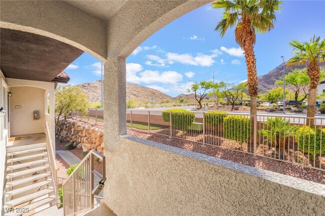 Building Photo - 3325 Cactus Shadow St