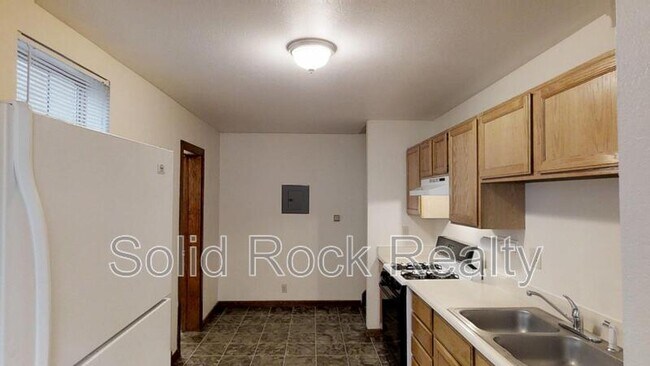 Photo - 931 N Wahsatch Ave Apartment